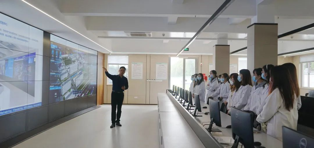 Langhua Pharma joint hands with NingboTech University to build practice base for Industry-Education integration